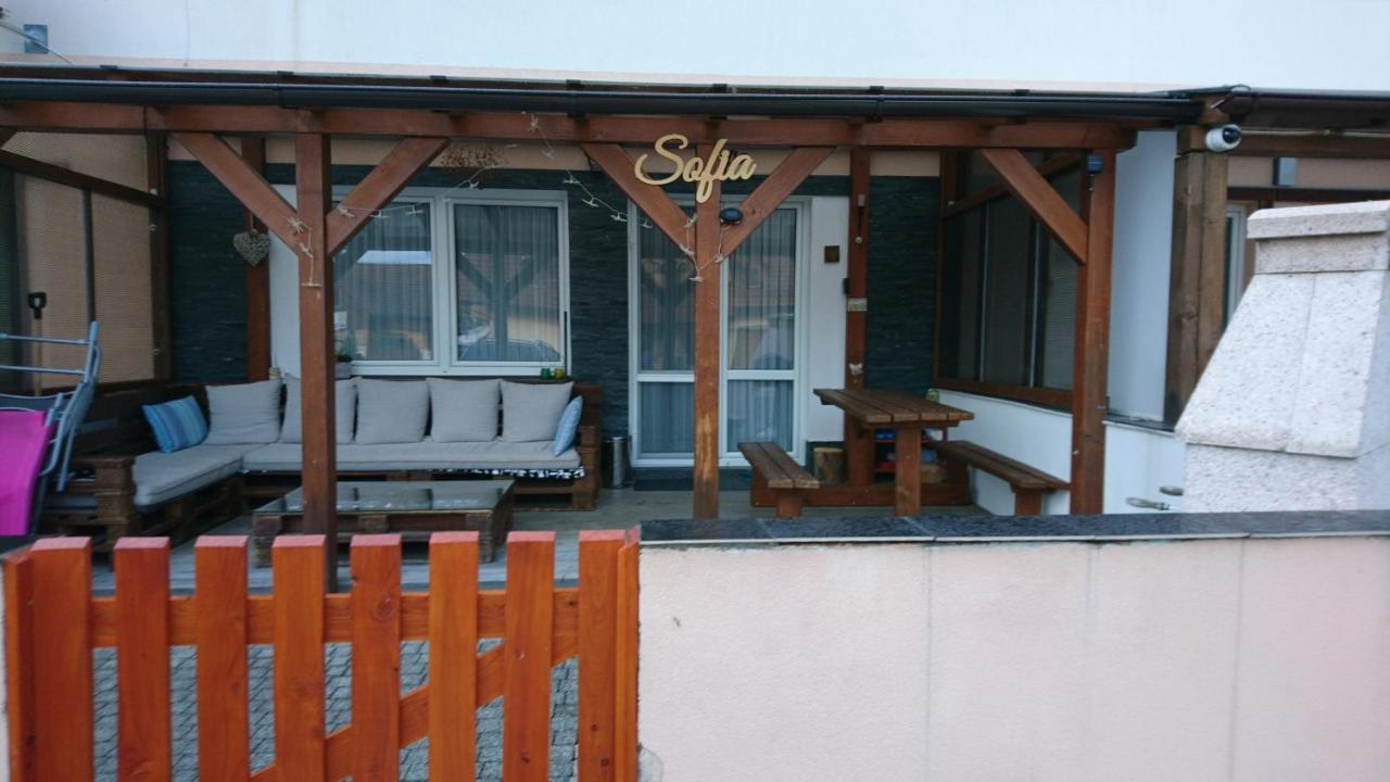 Apartmán Sofia Veľký Slavkov Exterior foto